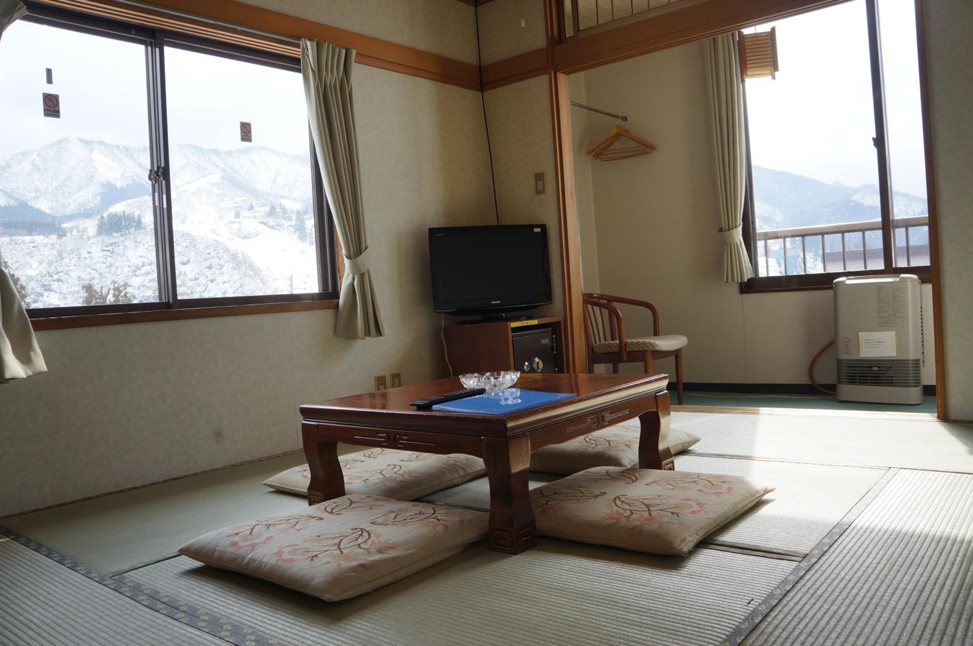 Hotel New Fukudaya Minamiuonuma Chambre photo